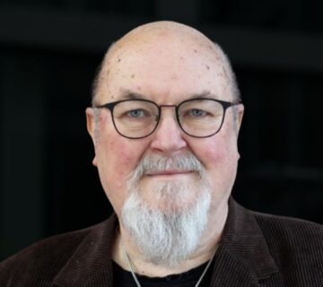 Max KAŠPARŮ. Rozprávali sme sa o tom, k čomu viesť deti. A prečo má plnú ambulanciu mladých s depresiami? Deti sa sebapoškodzujú. Rodičia nevedia, ako ďalej...