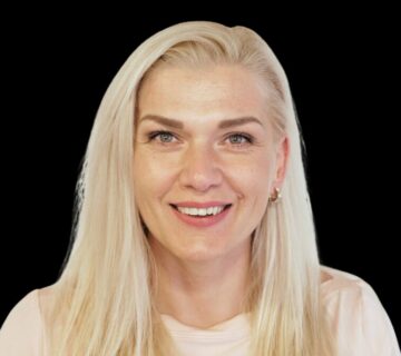 Belšie ZUBY, zdravé ďasná - ako na to Prečo fluorid NIE - nové zistenia a štúdia. Jana Koristová