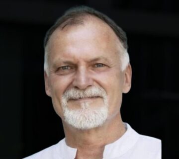 Jan Rak Ako ovplyvňovať vlastné myslenie a prežívať kvalitnejší život Ako ovplyvňovať vlastné myslenie v praxi