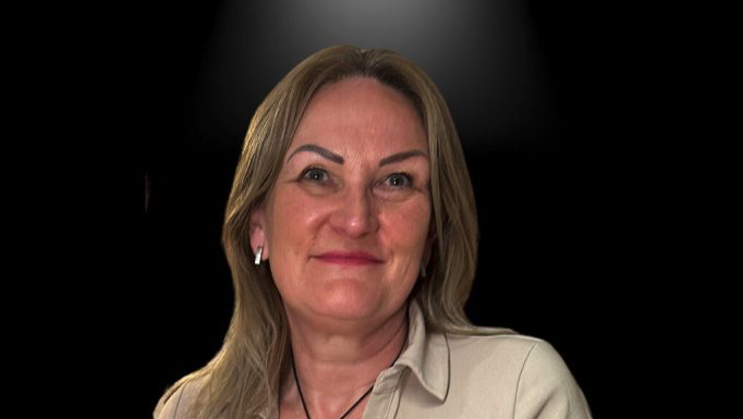 Skutočný obraz Ruska, aký v médiách neuvidíte  Netradičný pohľad na život, kultúru a zmeny v Rusku  Eva Šandalová