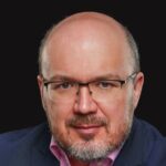 Kultúra zomiera  Ale niektorí z jej smrti žijú veľmi dobre  Kto kradne v kultúre Systém, ktorý sa budoval desať rokov  Anton Bitner
