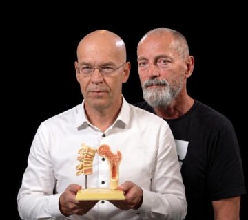 Kosti nebolia, až kým nepríde zlomenina  Prečo riešiť osteoporózu včas  Tichý zlodej kostí, osteoporóza  MUDr  Juraj Štekláč a Róbert Jung